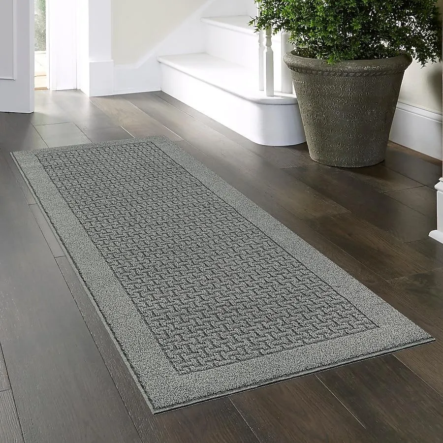 Style Selections 2 x 6 (ft) Tufted Charcoal Gray Rectangular Indoor Solid Machine washable Runner rug